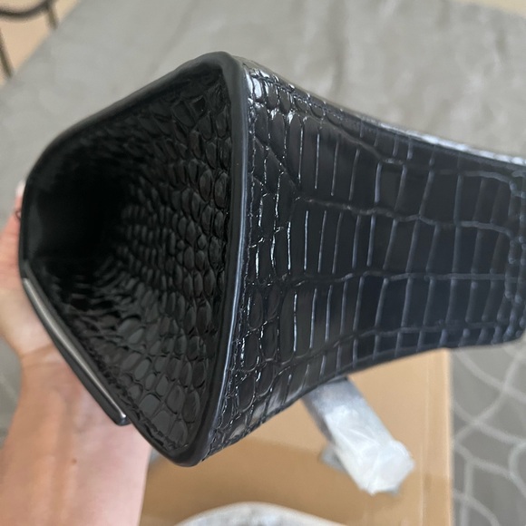 Balenciaga Hourglass Bag - 💯% AUTHENTIC‼️ BRAND NEW w/ TAGS‼️ SMALL BLACK/BLACK - Picture 13 of 17